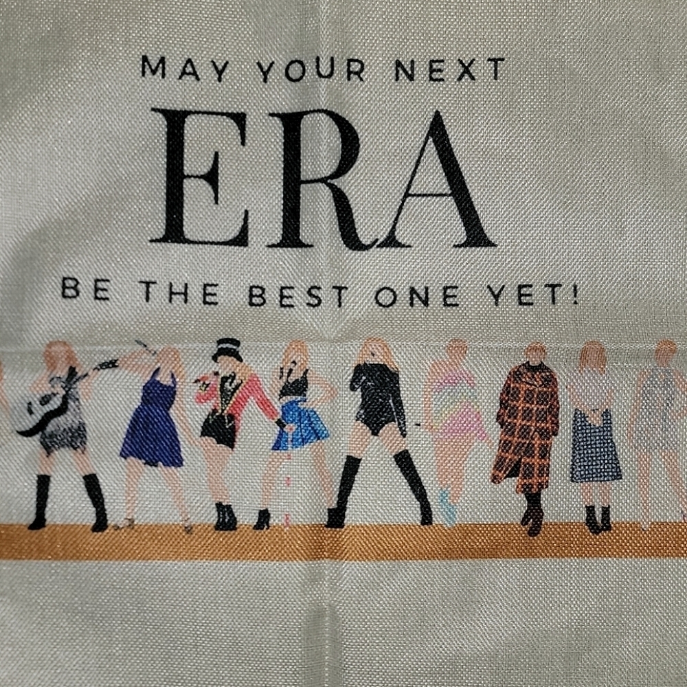 T Swift 18x18  Pillow Cover - Picture 3 of 4